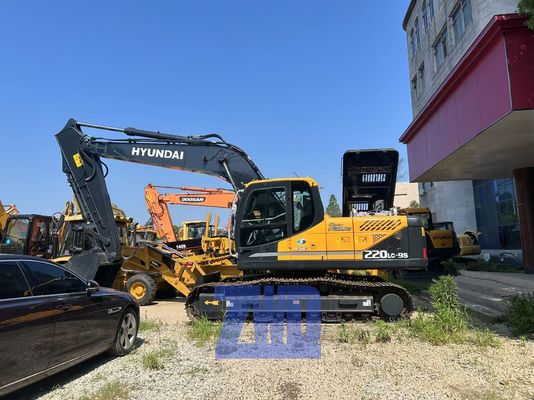 حفرة 22 طن هيونداي تستخدم 220LC-9S