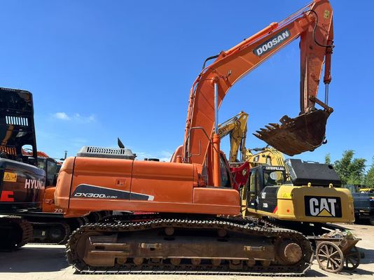 الحفرة المستخدمة الأصلية دوسان 300lc-9c الحفار CE / EPA دعم 30 طن جودة التشغيل سعر جيد
