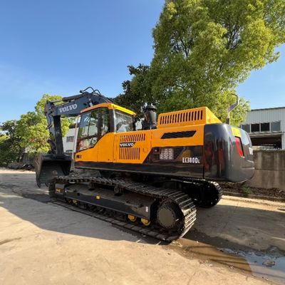 حفارة مستعملة بحالة جيدة VOLVO EC380DL مستوردة في عبوتها الأصلية حفارة مستعملة